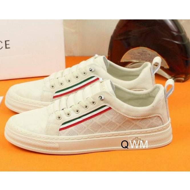 Picture of Versace Shoes _SKUVersacesz38-45WM080120439